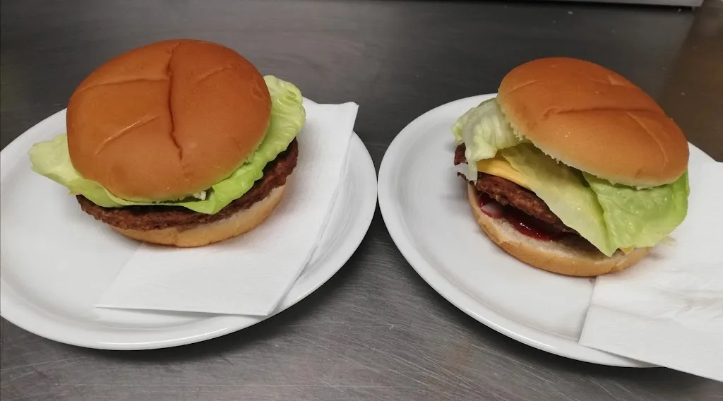 Schnitzelstand_Grafenwöhr_slider_image_3