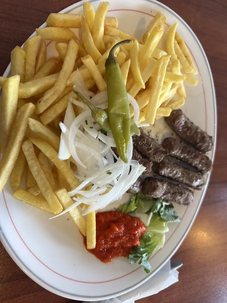 Volker Prinz_Akropolis Imbiss_Erftstadt_review