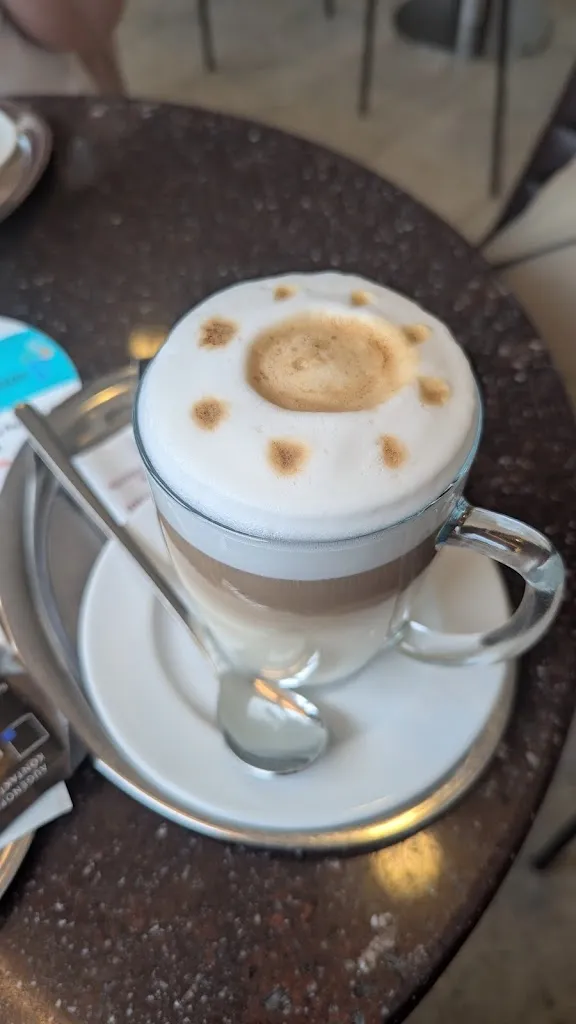 Iryna Hromyko_Dolomiti_Erndtebrück_review