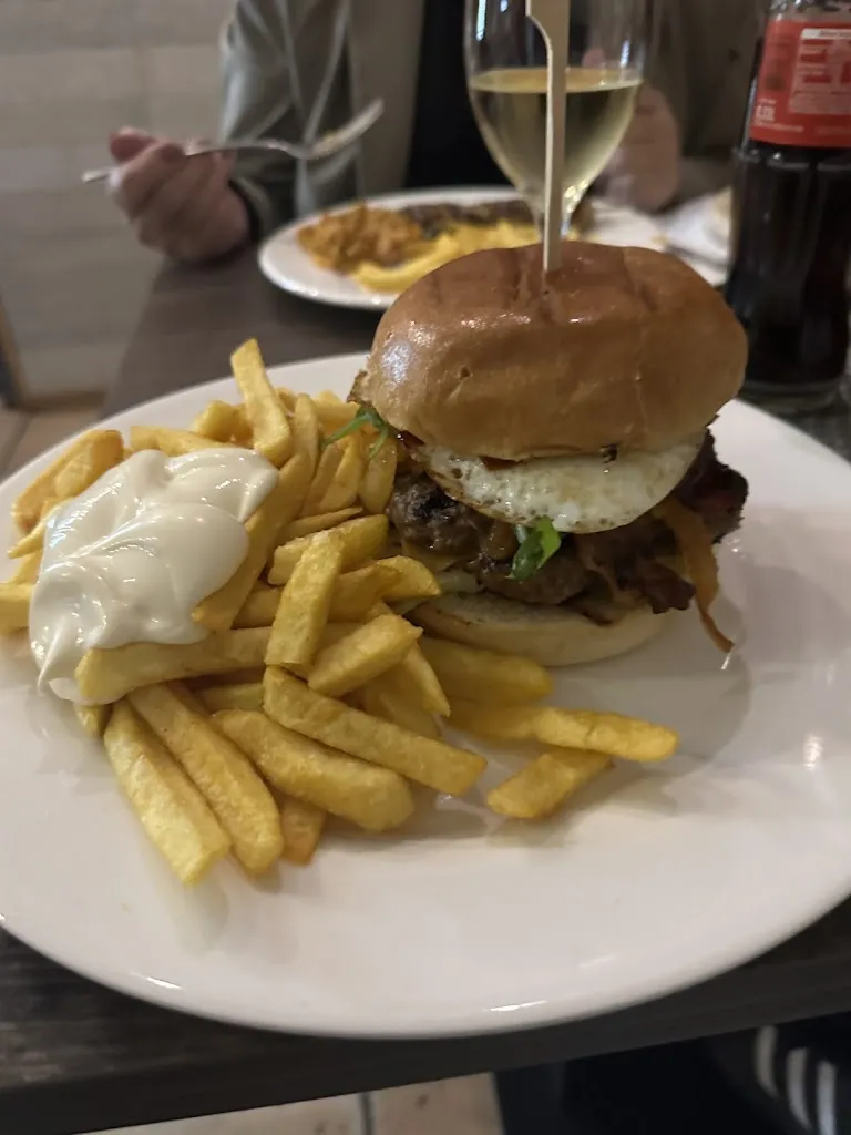 L-Greco_Erwitte_slider_image_3