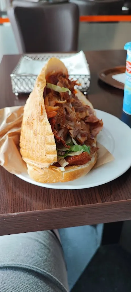 Menu_Tom and Jerry Erwitte_Erwitte_image_6