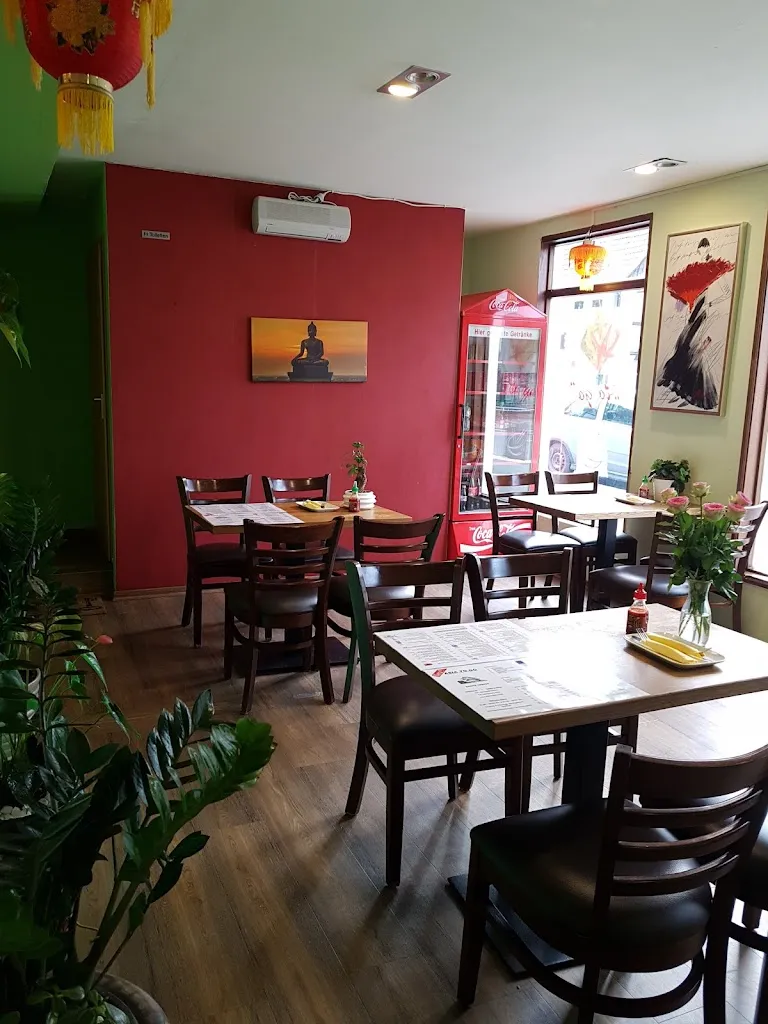 Asia To Go_Erwitte_slider_image_1