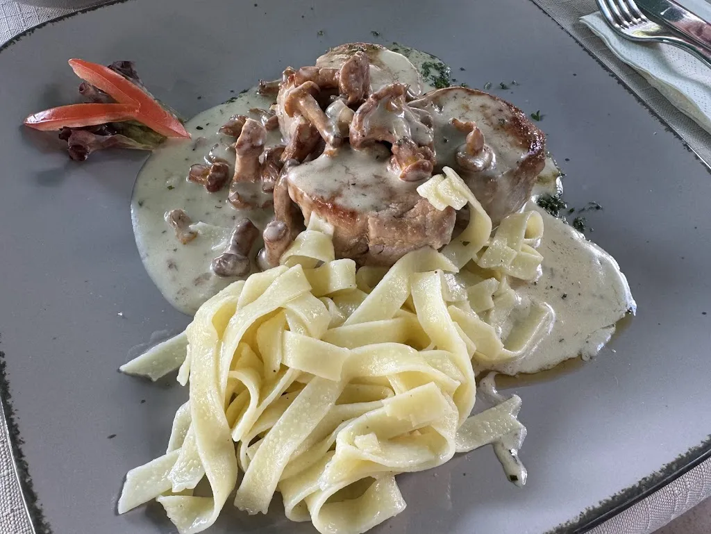 Toni N_Hotel Restaurant Haumann Schöne Aussicht_Erkrath_review