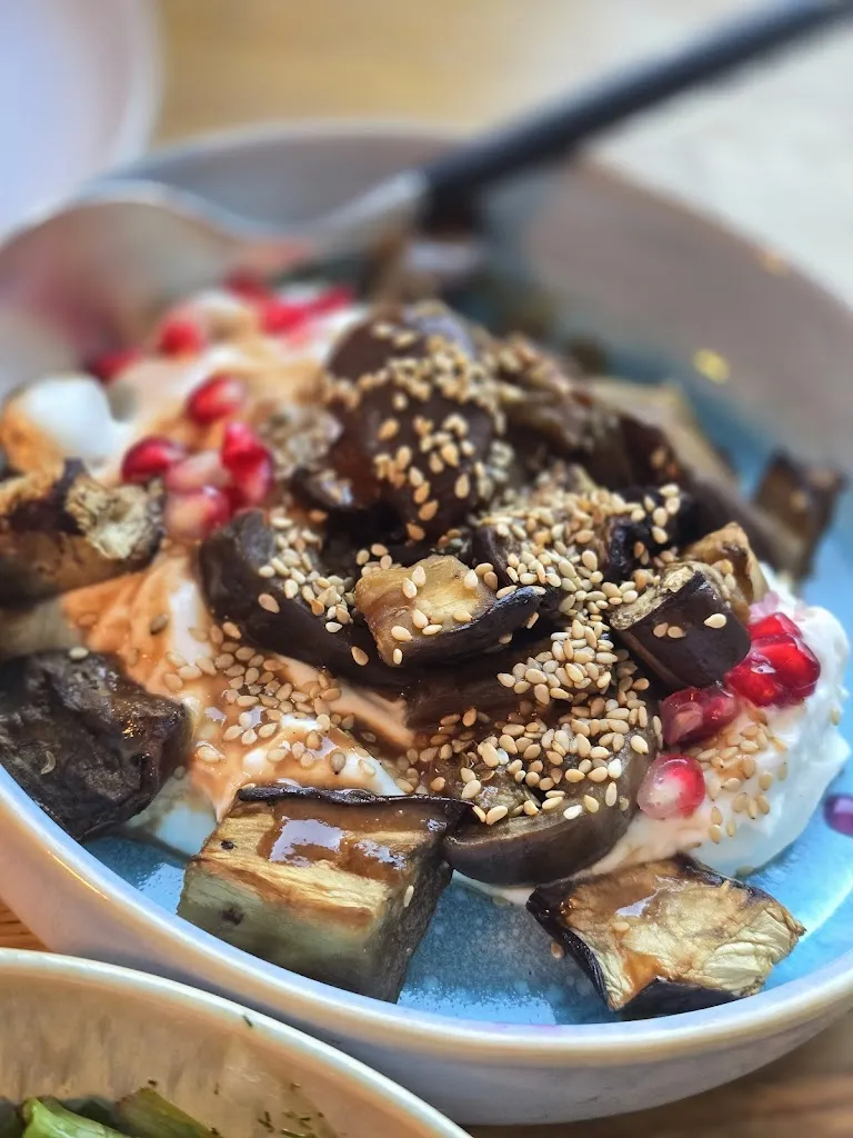 Silvia Nieves_Spitiko_Fürth_review