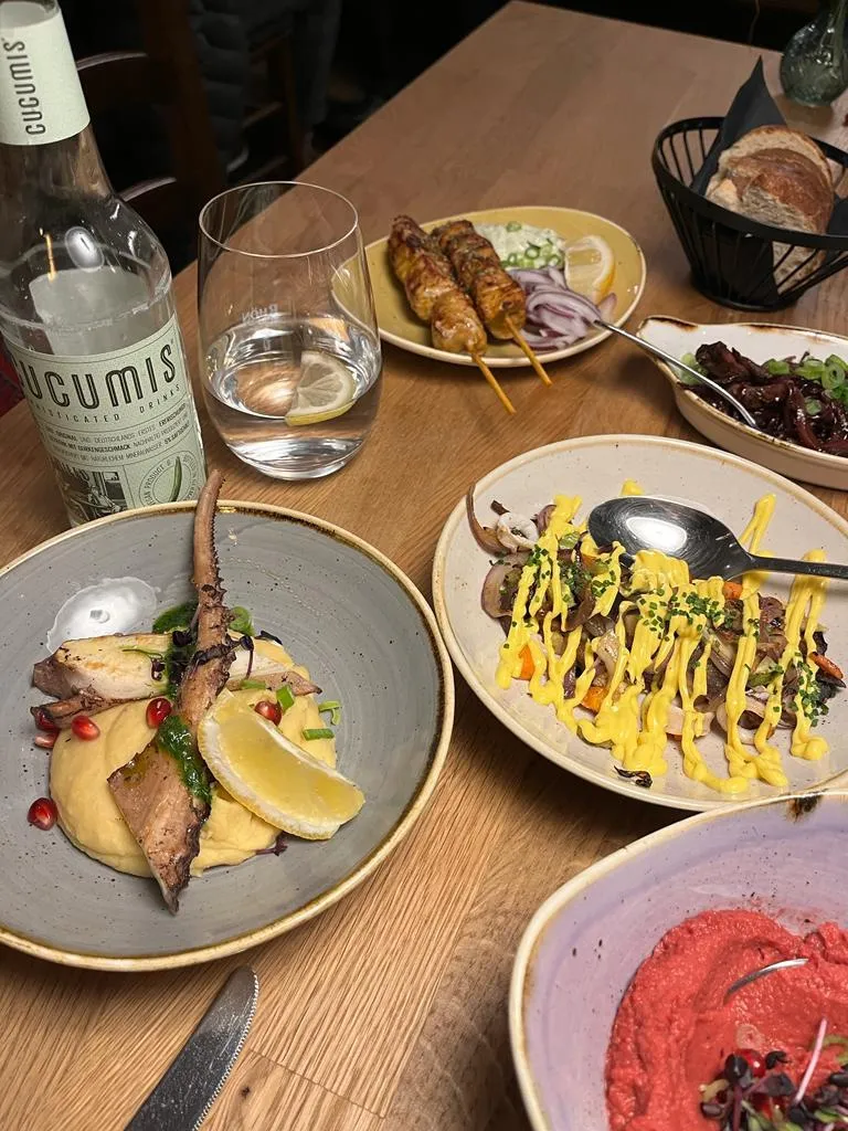 Gabriela Meza Armenta_Spitiko_Fürth_review