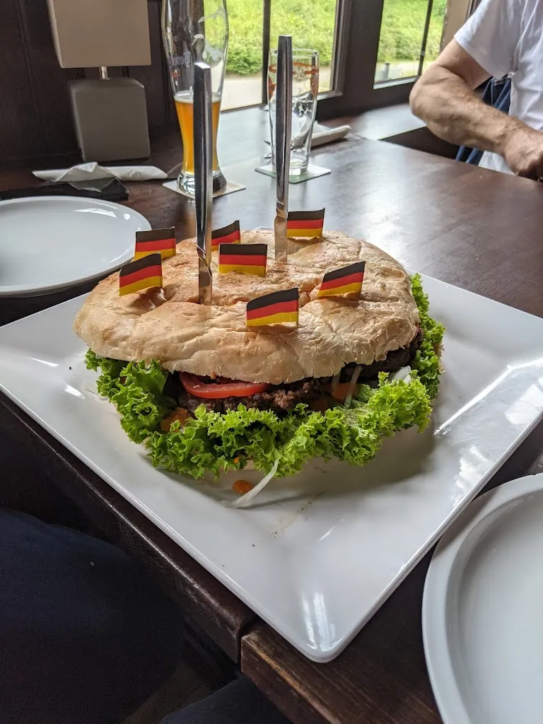 Tos Koss_Road Stop Mettmann_Mettmann_avis