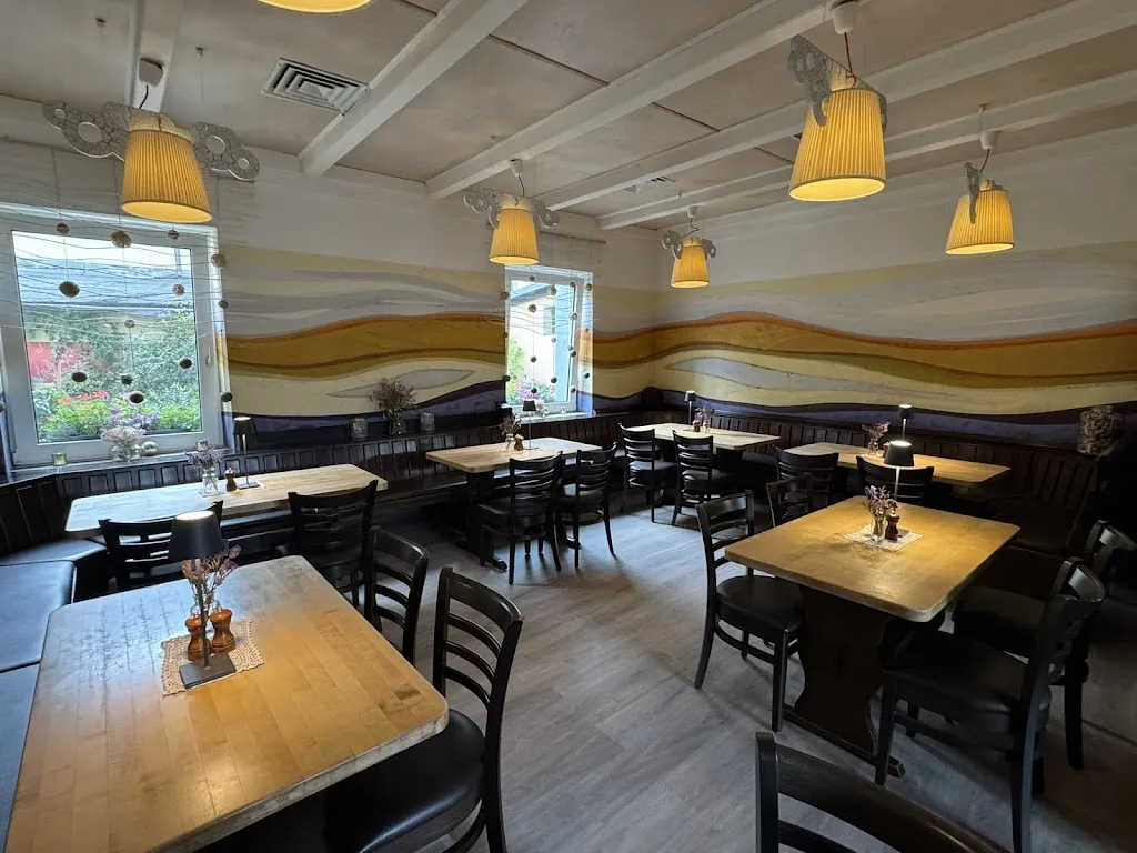 Nostalgia Zur Delle_Düsseldorf_slider_image_3