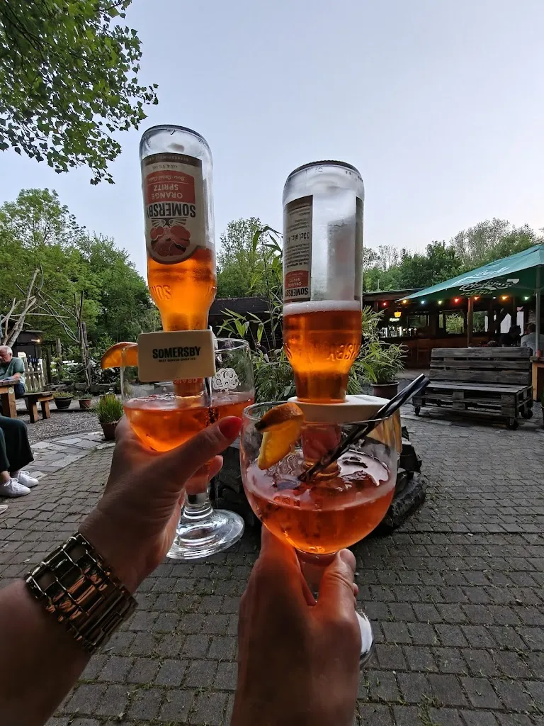 MindiBu Biergarten_Düsseldorf_slider_image_2