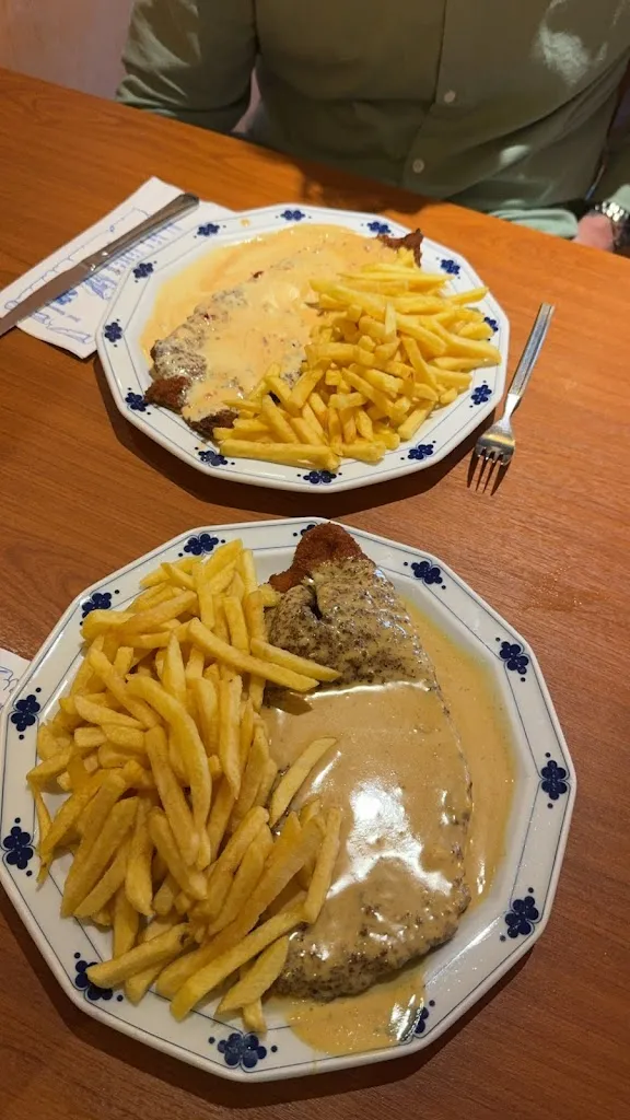 Sarah Morales Viedma_Im Krebsloch_Aachen_review