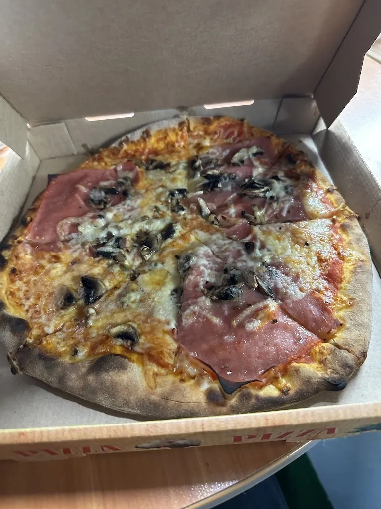 Pizza Stazione restaurant in Erkrath