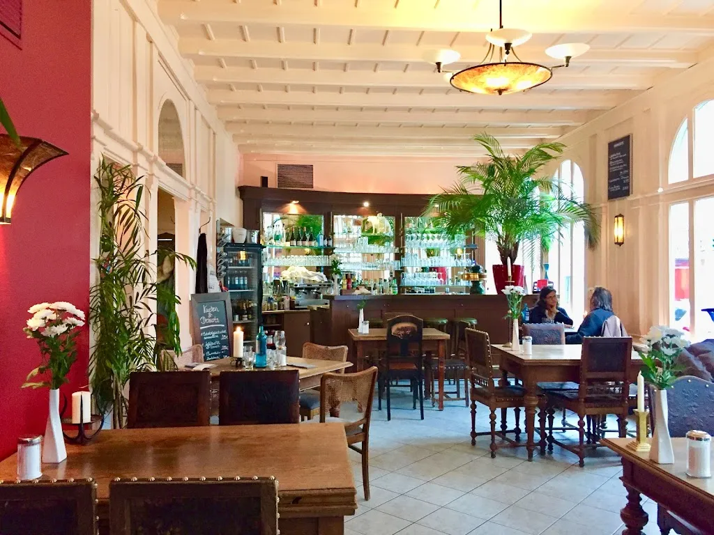 Angela M.H_Café-Restaurant ANNO 1900_Weimar_recensione