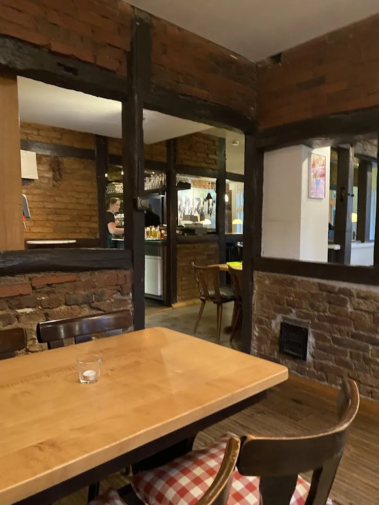 Federico Crosa_Gasthaus Bad Fiestel_Espelkamp_review