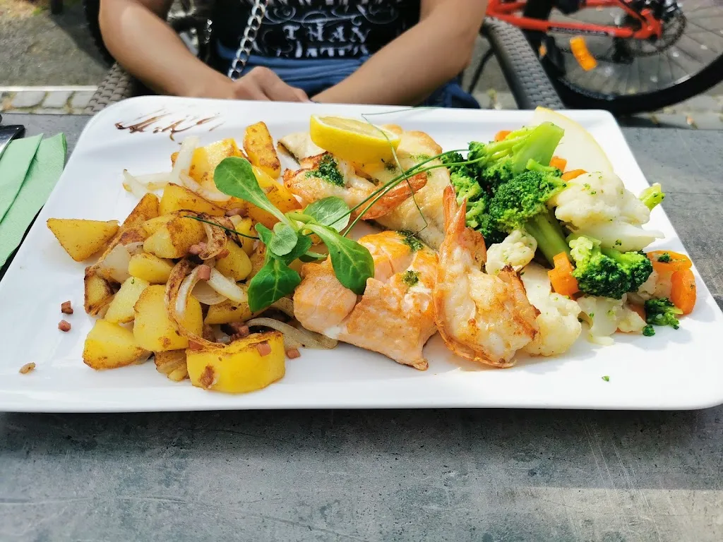 Cuma Gasthaus Schnoits am Markt_Eschweiler_slider_image_3