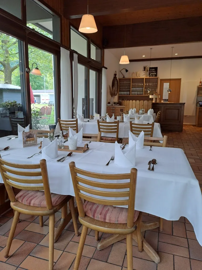 Petra Sch._Restaurant Café Badesee_Freudenberg_review