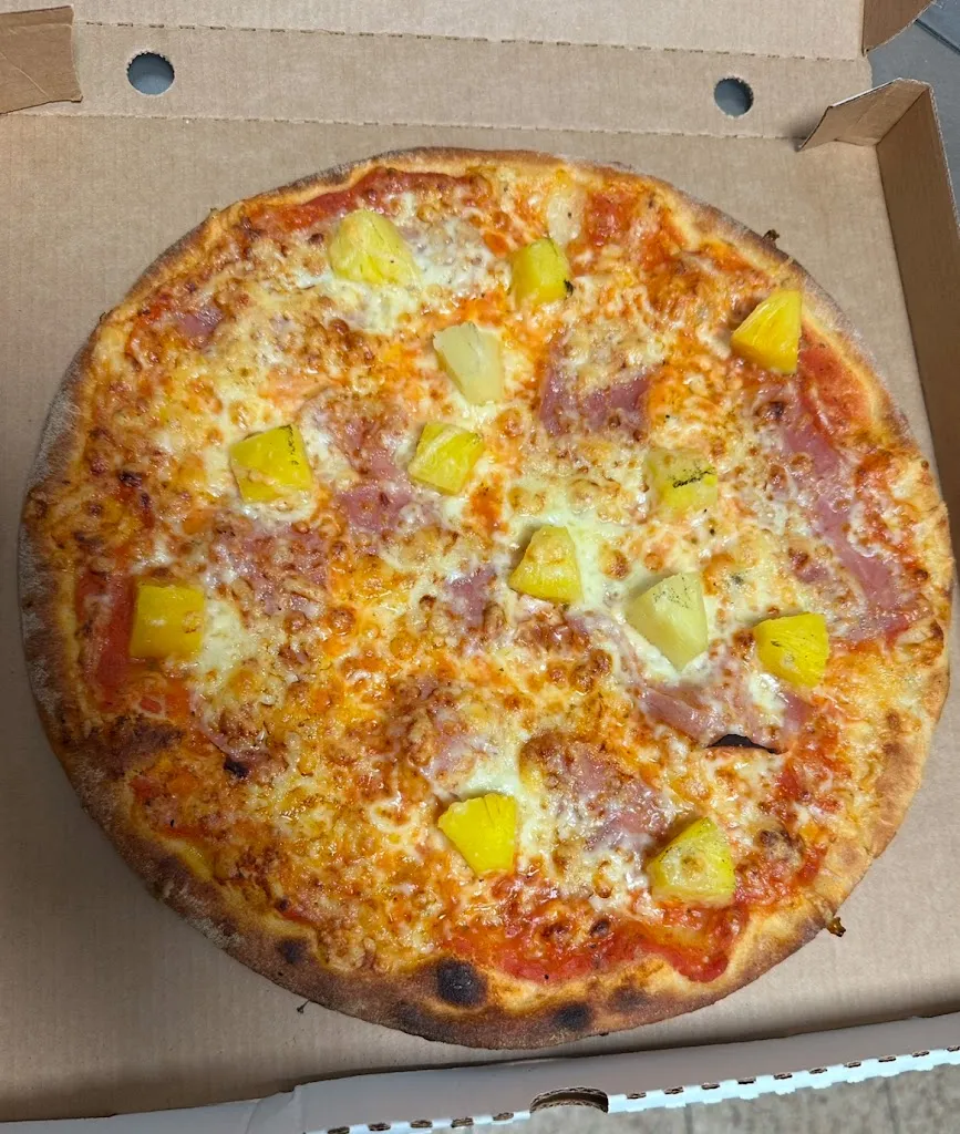 Eiscafé & Pizzeria Dolce Vita_Freudenberg_slider_image_3