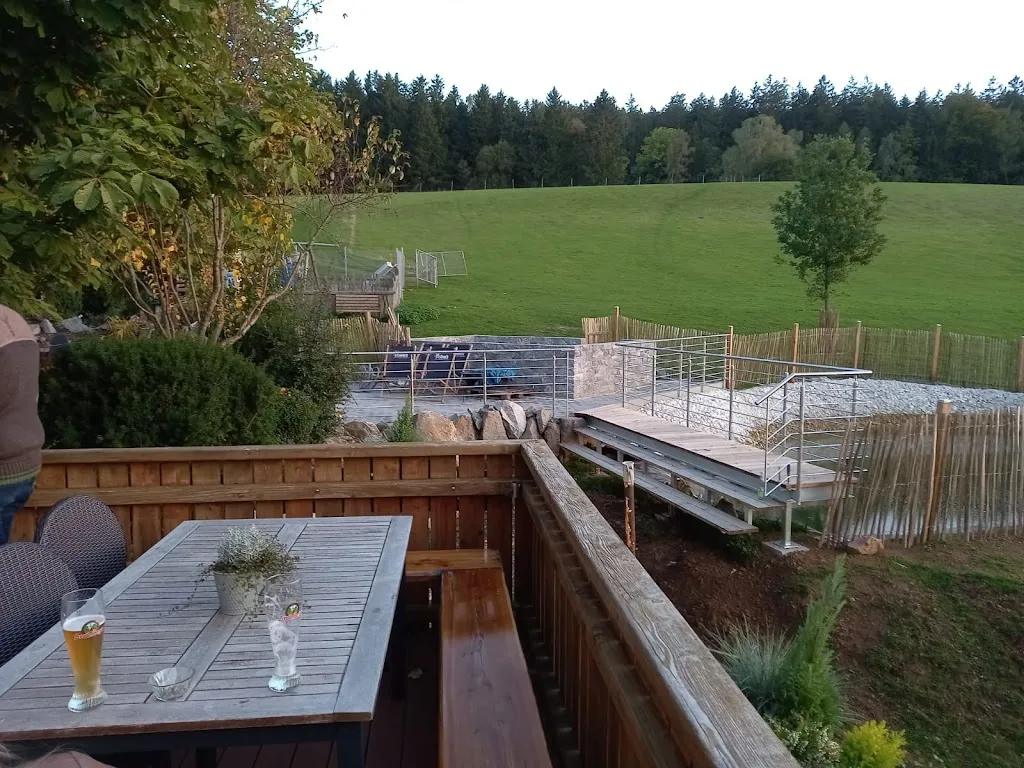 Sebastian Körn_Schmie Alm_Freudenberg_review