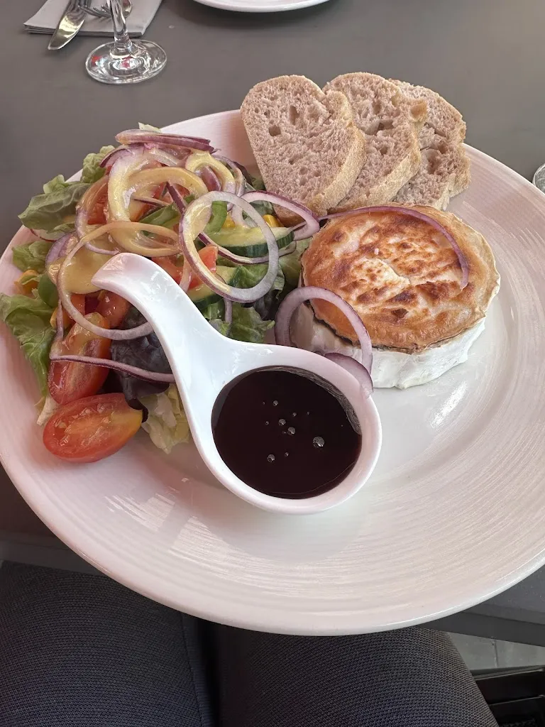 Tobias Hamann_Donna Mia_Euskirchen_review