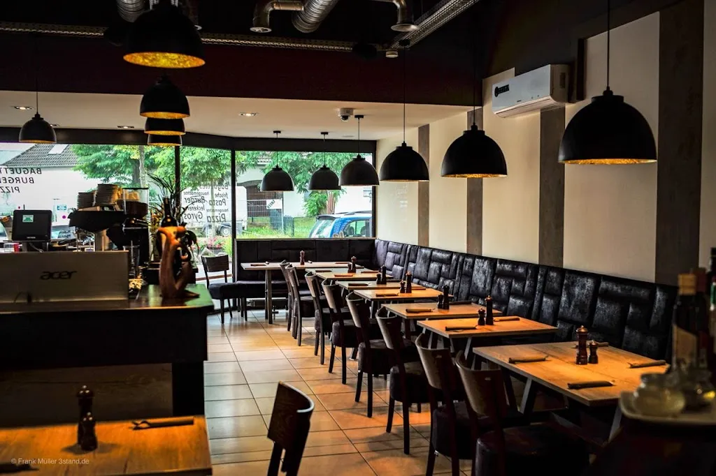 LA CUCINA DI TRITONE restaurant in Euskirchen