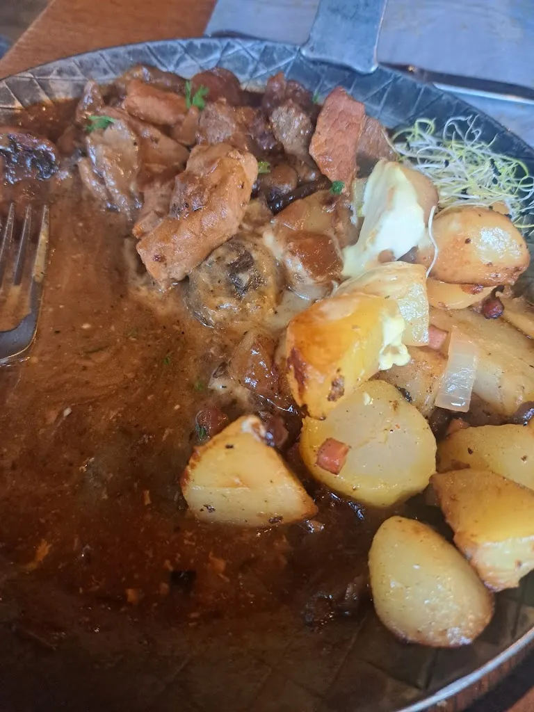 Toril Andrea S. Valseth_Haus Hamacher_Gangelt_review