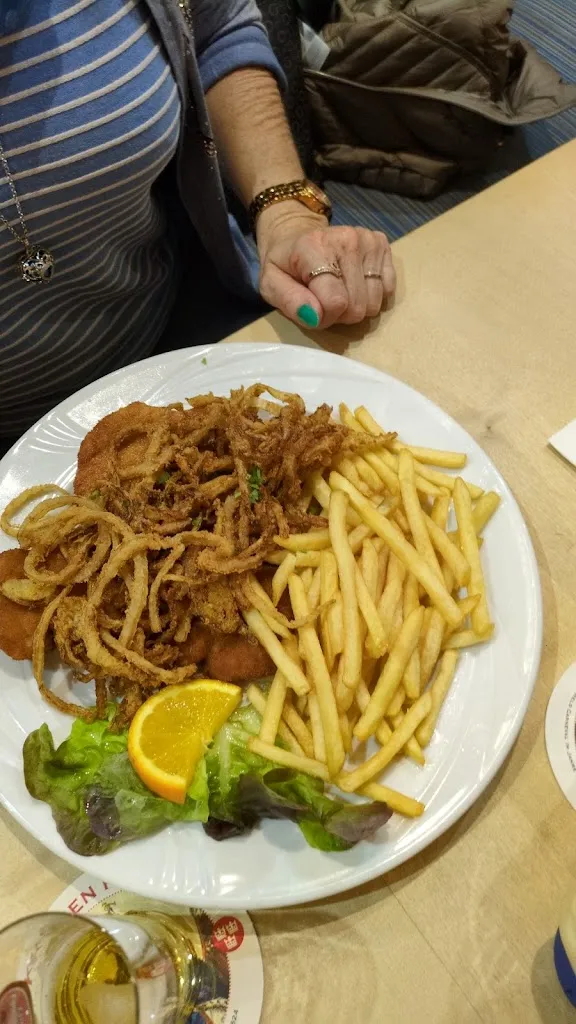 Michael “Mike” Alker_Brauhaus Grachtenhof .Inhaber Familie Grubisic_Frechen_Bewertung