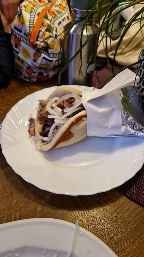 Moritz Mattes_Beim Pano_Frechen_review