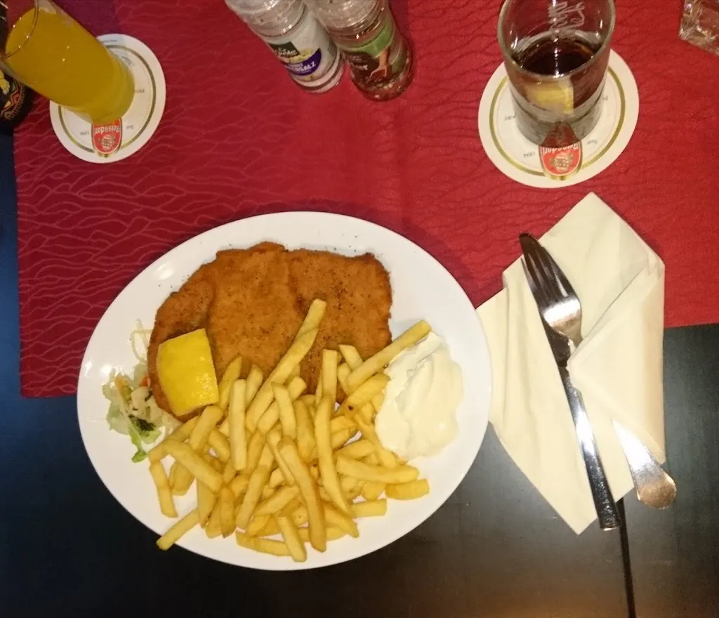 Gaststätte Klosterstube Werk 3_Frechen_slider_image_2