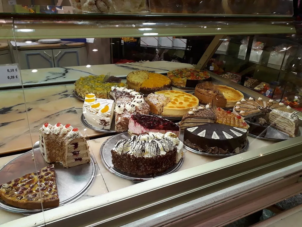 Kharuna Ramrukheea_DAS KUCHENHAUS_Frechen_recensione