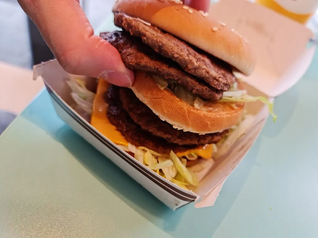 McDonald's_Frechen_slider_image_3