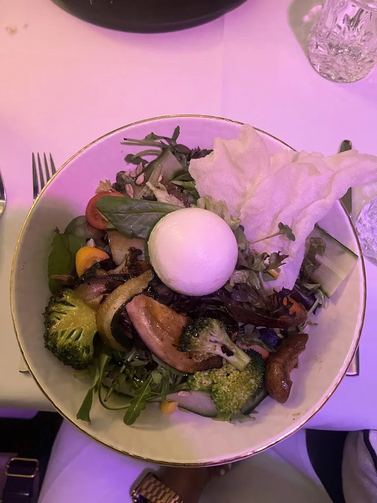 Shaquita Maxey_Grand Culinas Restaurant & Champagnerbar Köln_Köln_reseña