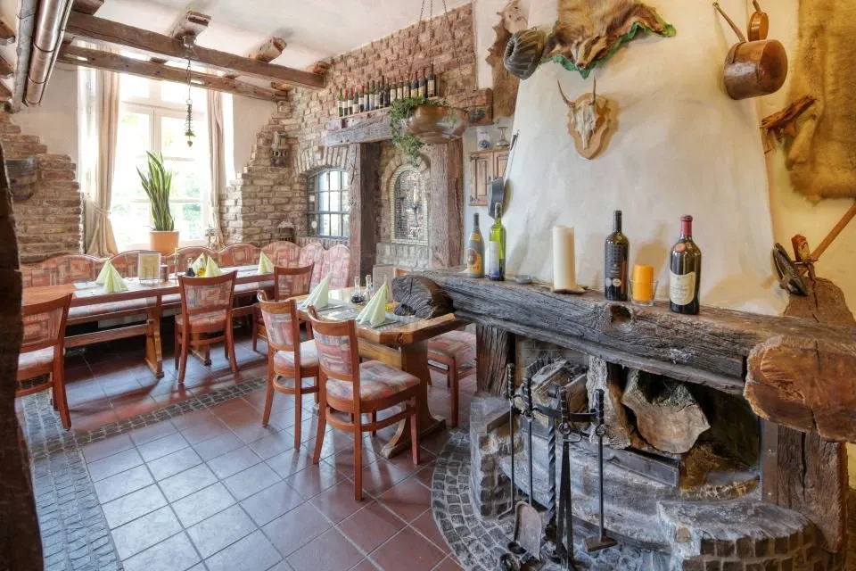 Mathildenhof Hotel & Restaurant restaurant in Pulheim