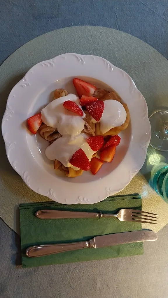 Simon Nieskens_Immigrant_Geldern_review