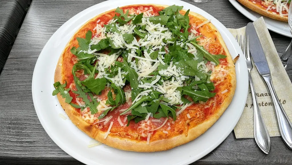 La Piazza Da Antonello_Geldern_slider_image_3