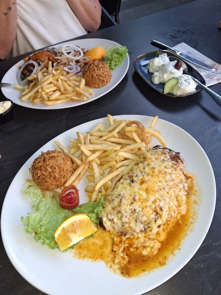 Ina Hartmann_Mykonos Restaurant_Gelsenkirchen_review