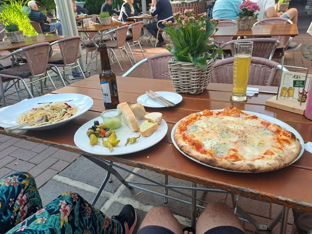 HUGO I Trattoria Villa Italia_Gelsenkirchen_slider_image_3