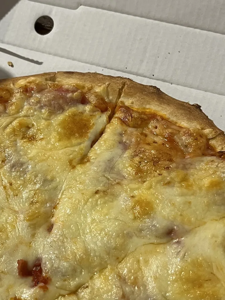 Pietflosse_Dorfimbiss_Alz_review