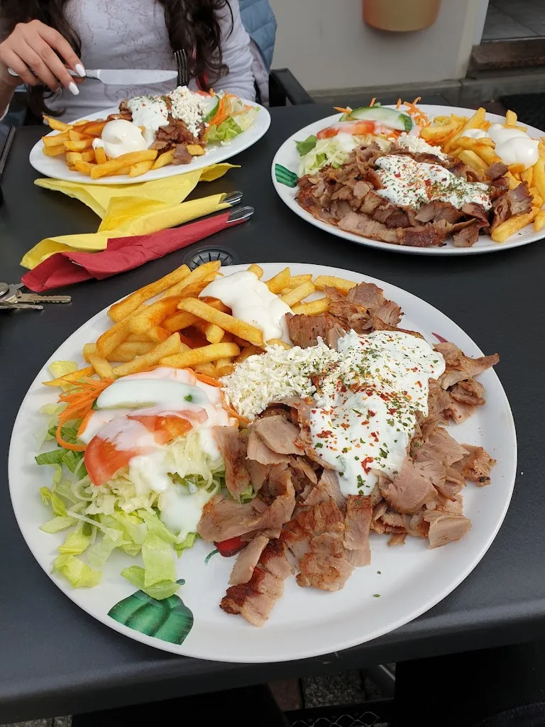 Yans Grill_Geseke_slider_image_2