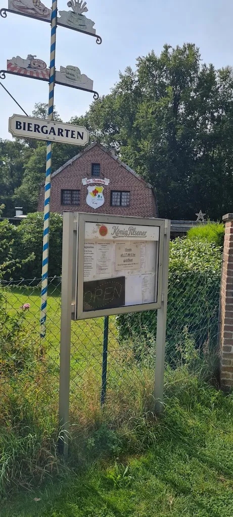 Landgasthof zur Fluchtburg restaurant in Grefrath