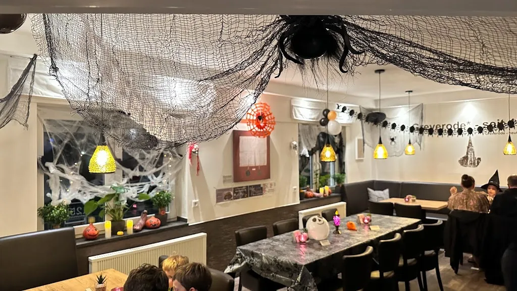 1250 - Zwölffuffzich ristorante a Neuss