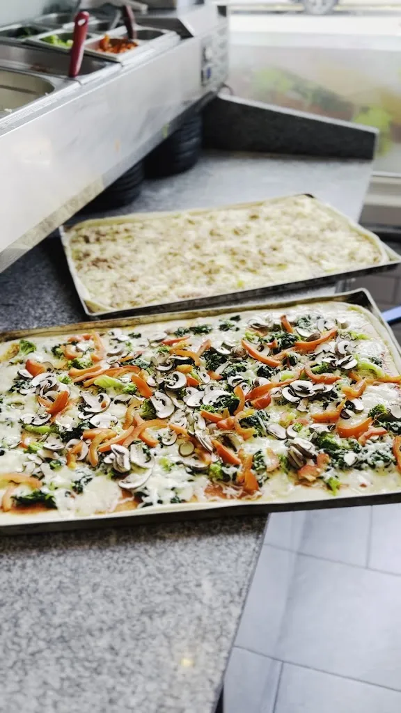 Döner-Pizzeria_Grefrath_slider_image_2