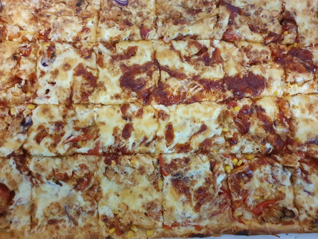 Menu_Restaurante & Pizzeria Pizza Land Gladbeck Ital.Pizza, Pasta ,Salate Pute.Schnitzel ,Amerk. XXL Burger Pommes Wurst Nuggts_Gladbeck_image_9