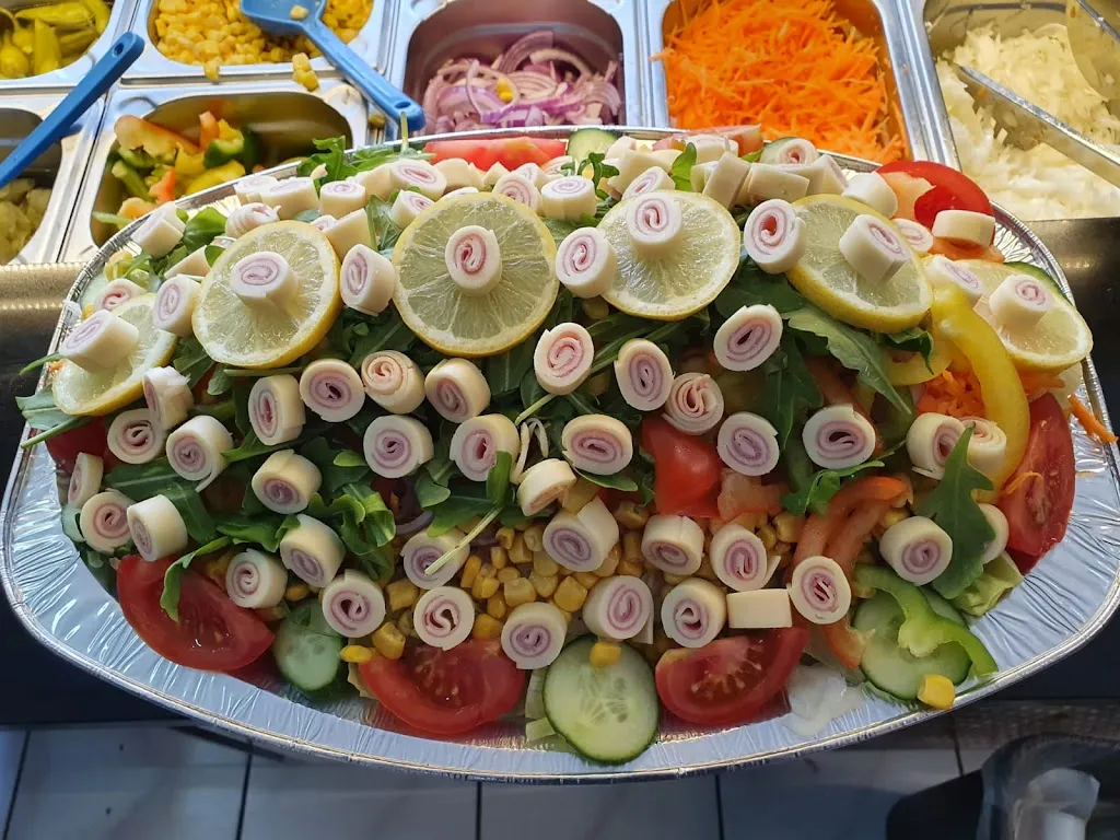 Restaurante & Pizzeria Pizza Land Gladbeck Ital.Pizza, Pasta ,Salate Pute.Schnitzel ,Amerk. XXL Burger Pommes Wurst Nuggts_Gladbeck_slider_image_3