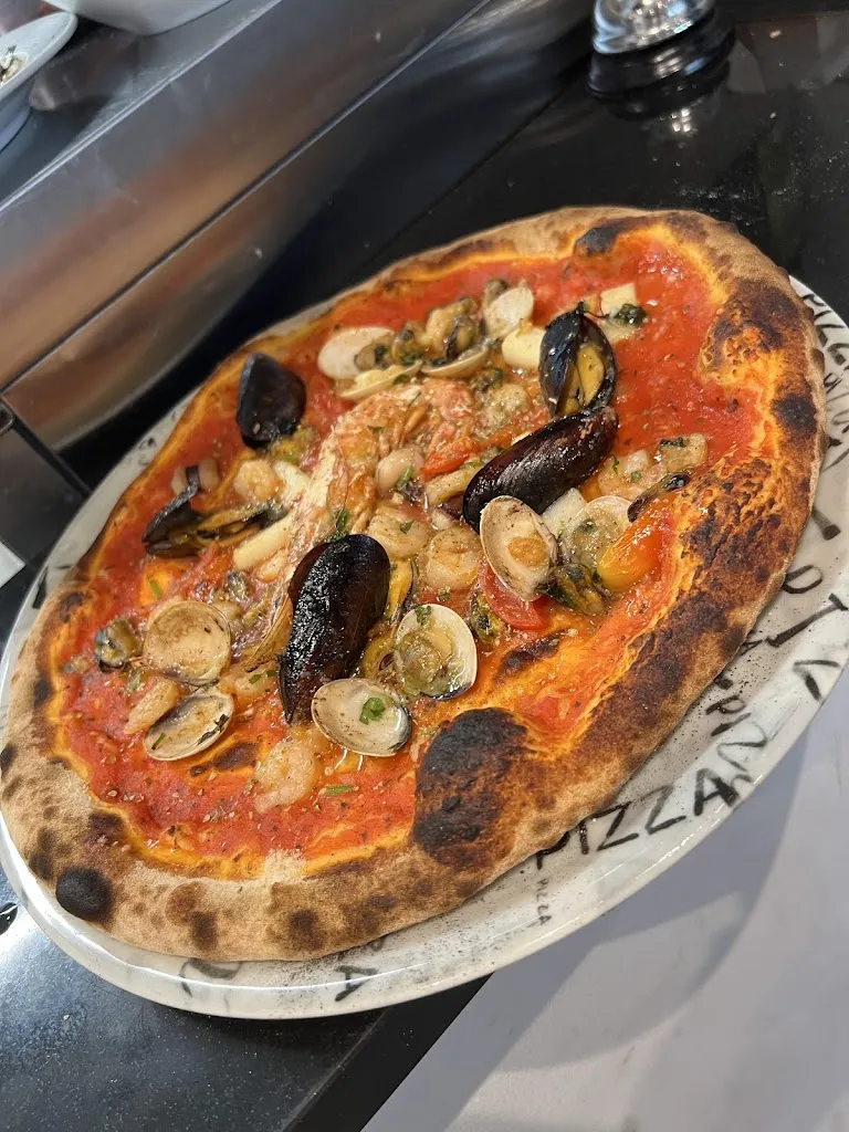 Pizzeria Ristorante Cinque Terre_Köln_slider_image_3