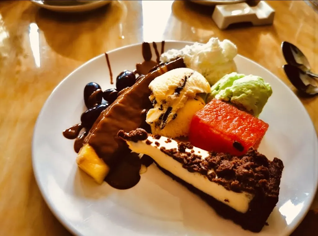 China Restaurant Khan_Goch_slider_image_3