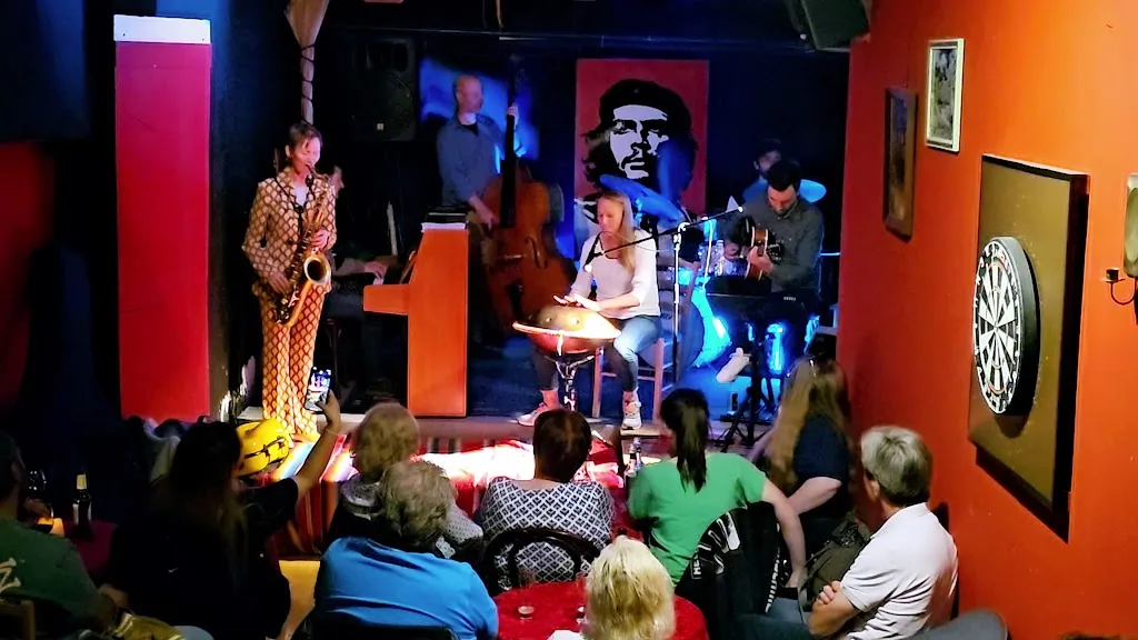 Bistro Pastis_(Hessen)_slider_image_2