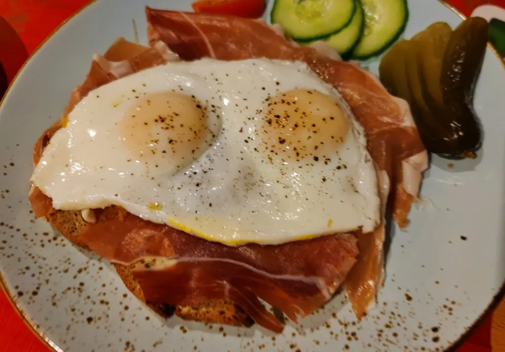 Menu_Hüttchen_(Hessen)_image_3