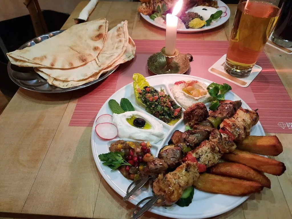 Graf Kessel Libanesisches Restaurant zurzeit nur Abholung oder Lieferservice_Grevenbroich_slider_image_2