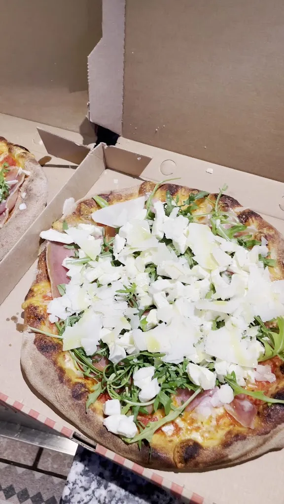 𝕽𝖎𝖘𝖙𝖔𝖗𝖆𝖓𝖙𝖊 𝕭𝖊𝖑𝖑𝖆 𝕹𝖆𝖕𝖔𝖑𝖎_Grevenbroich_slider_image_2