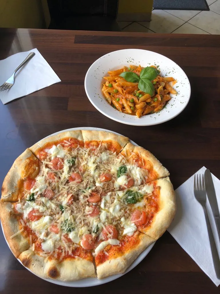 Pizzeria La Piccola_Grevenbroich_slider_image_3