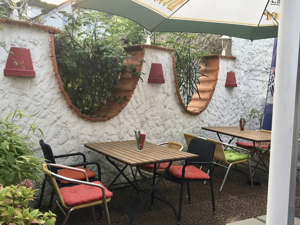 Chau Resto Bar - Restaurant & Lieferservice restaurant in Haan