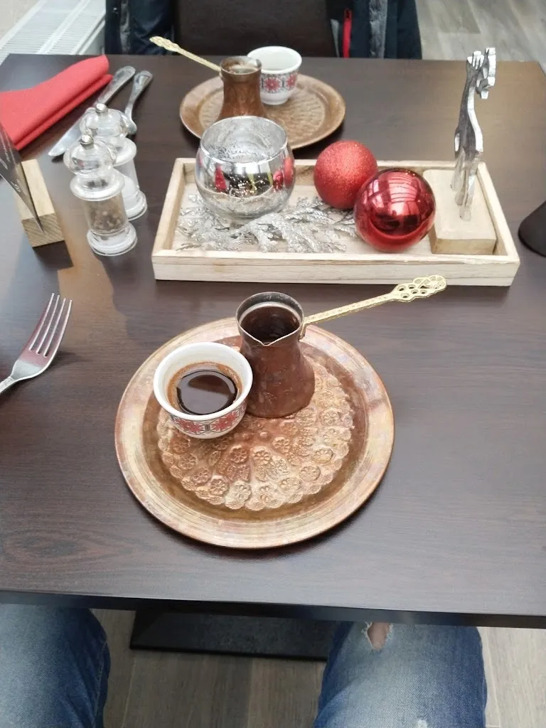 Menu_Restaurant Korfu im Kellertor - Ljubica Willemse_Haan_immagine_6